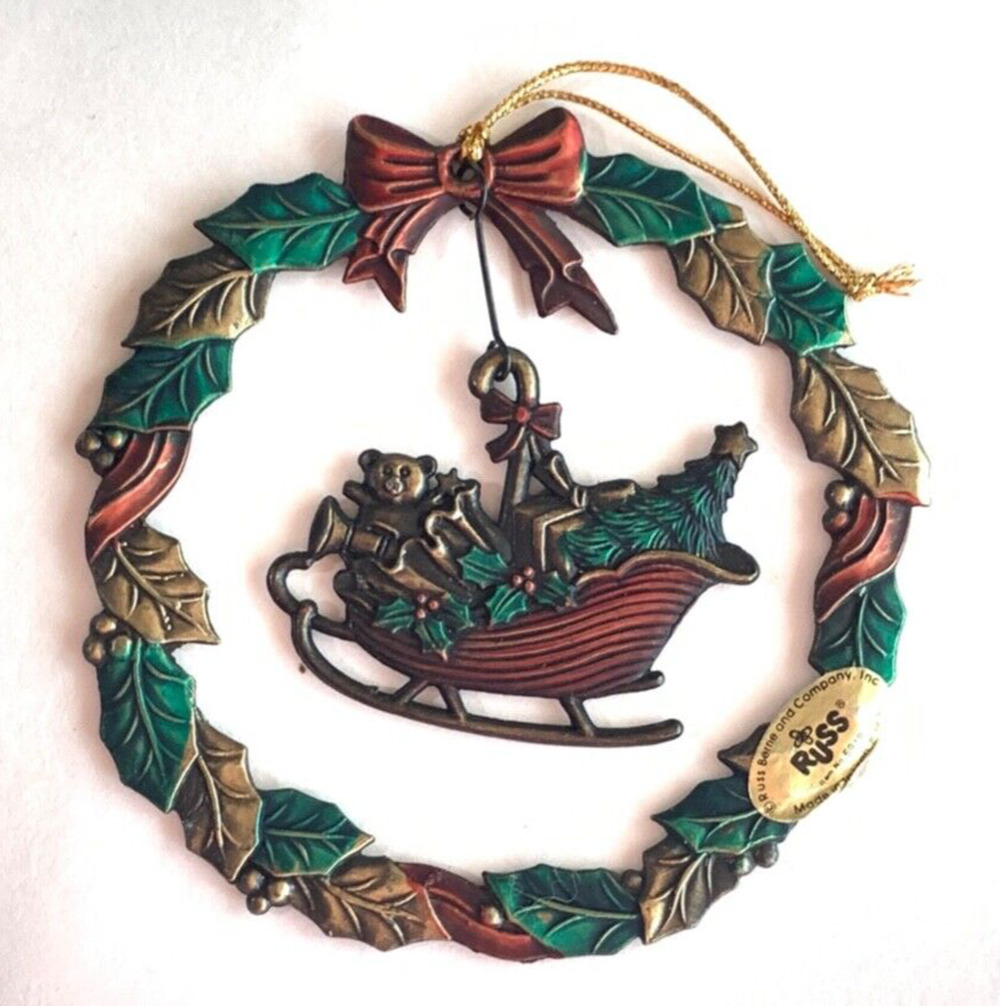 Teddy Bear metal WreathChristmas Ornament - RUSS Vintage Wreath w/ Sled